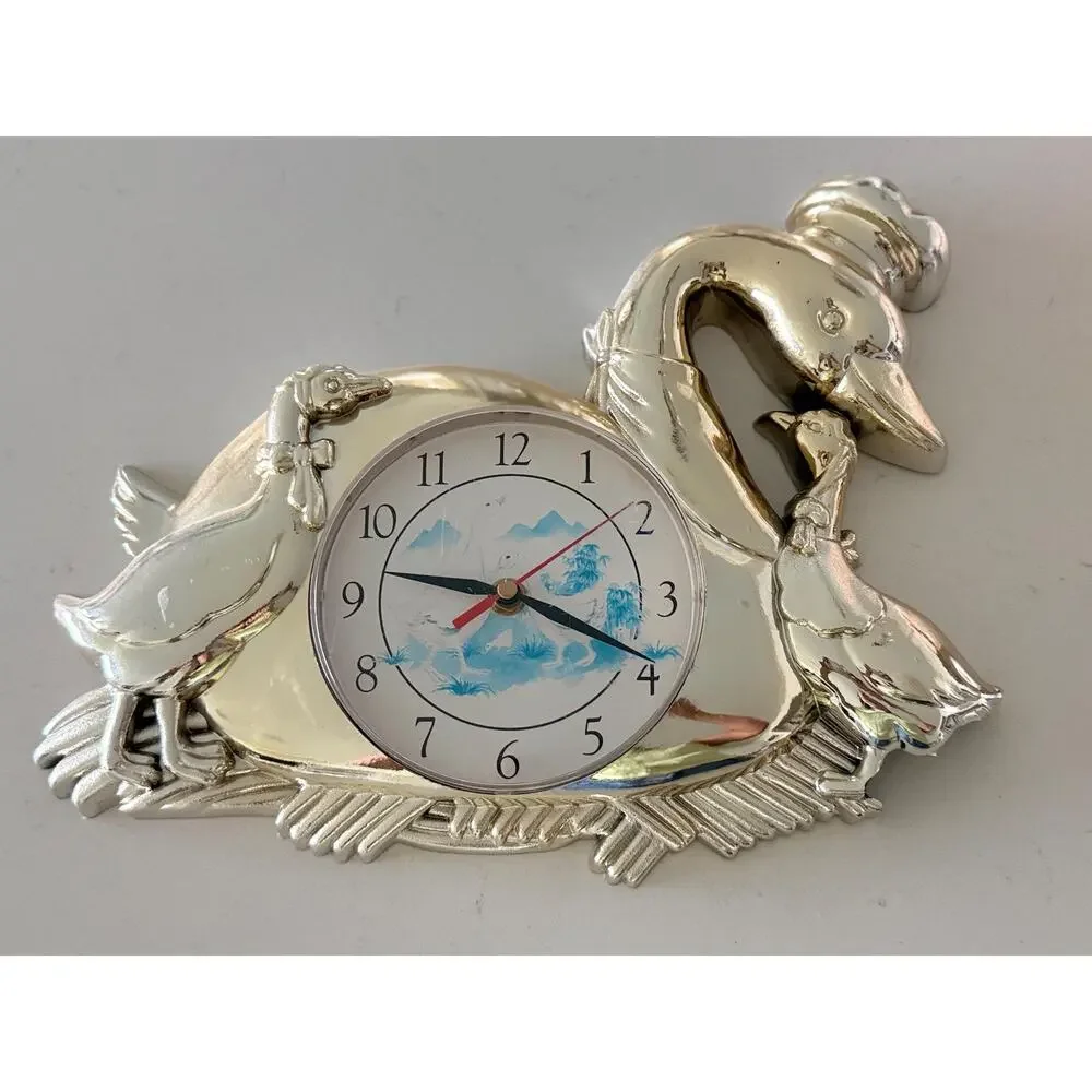 Vintage Kitsch Swan Wall Clock | Silver Tone Quartz Clock Working